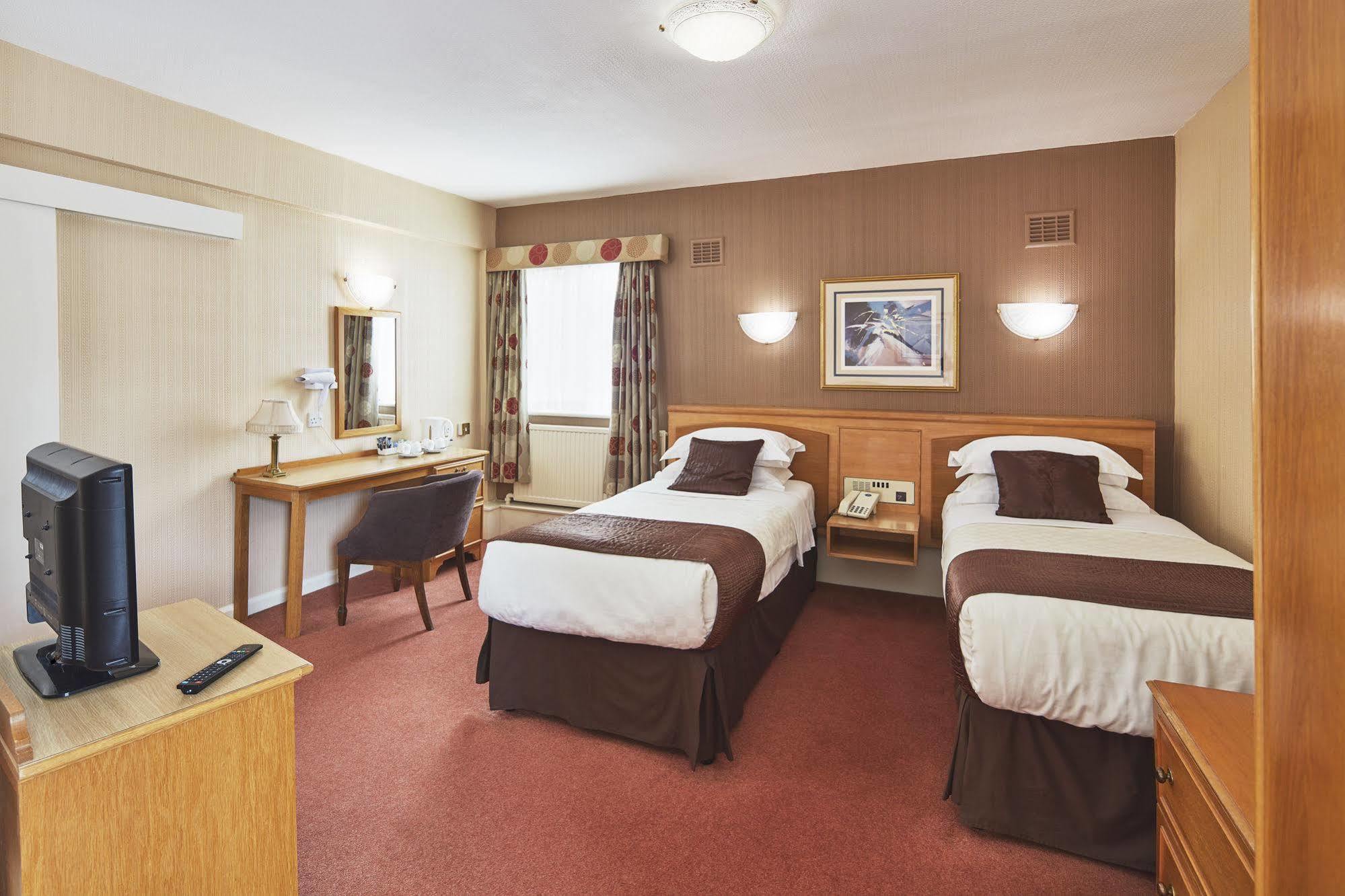 Hotel Alma 3*
